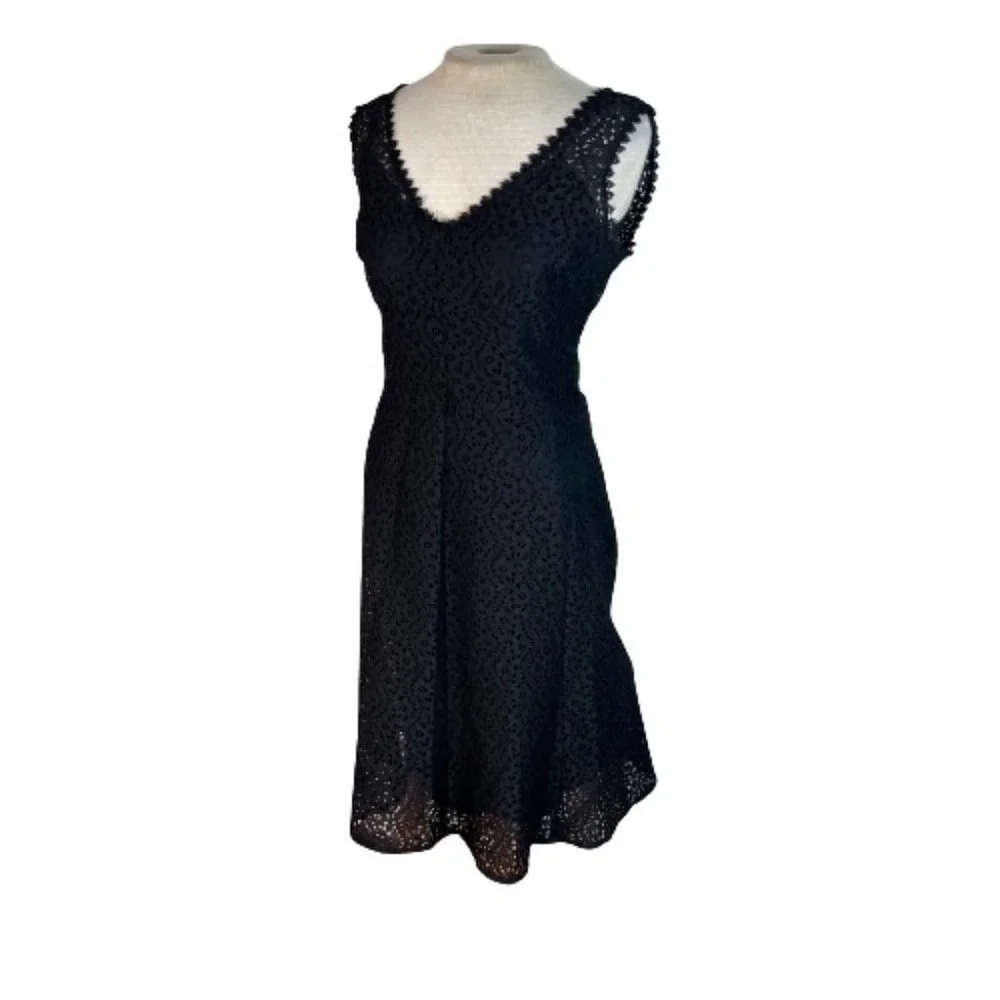 WHBM White House Black Market Lace Fit Flare Dress Black Size 6 - Picture 1 of 7